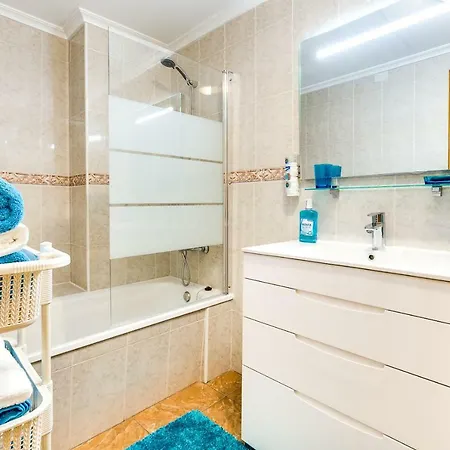 O&y - Del Cura Apartament